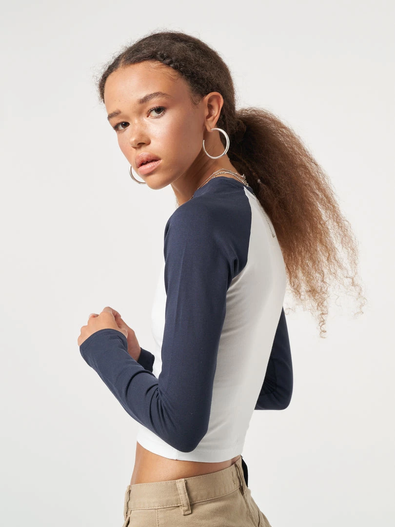 Minga London Cowgirl Hat Baseball Tee Clothing