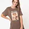 Minga London Alphonse Mucha Art T-shirt Clothing