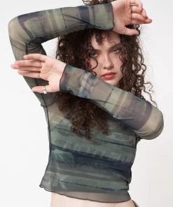 Minga London Evergreen Mesh Crop Top